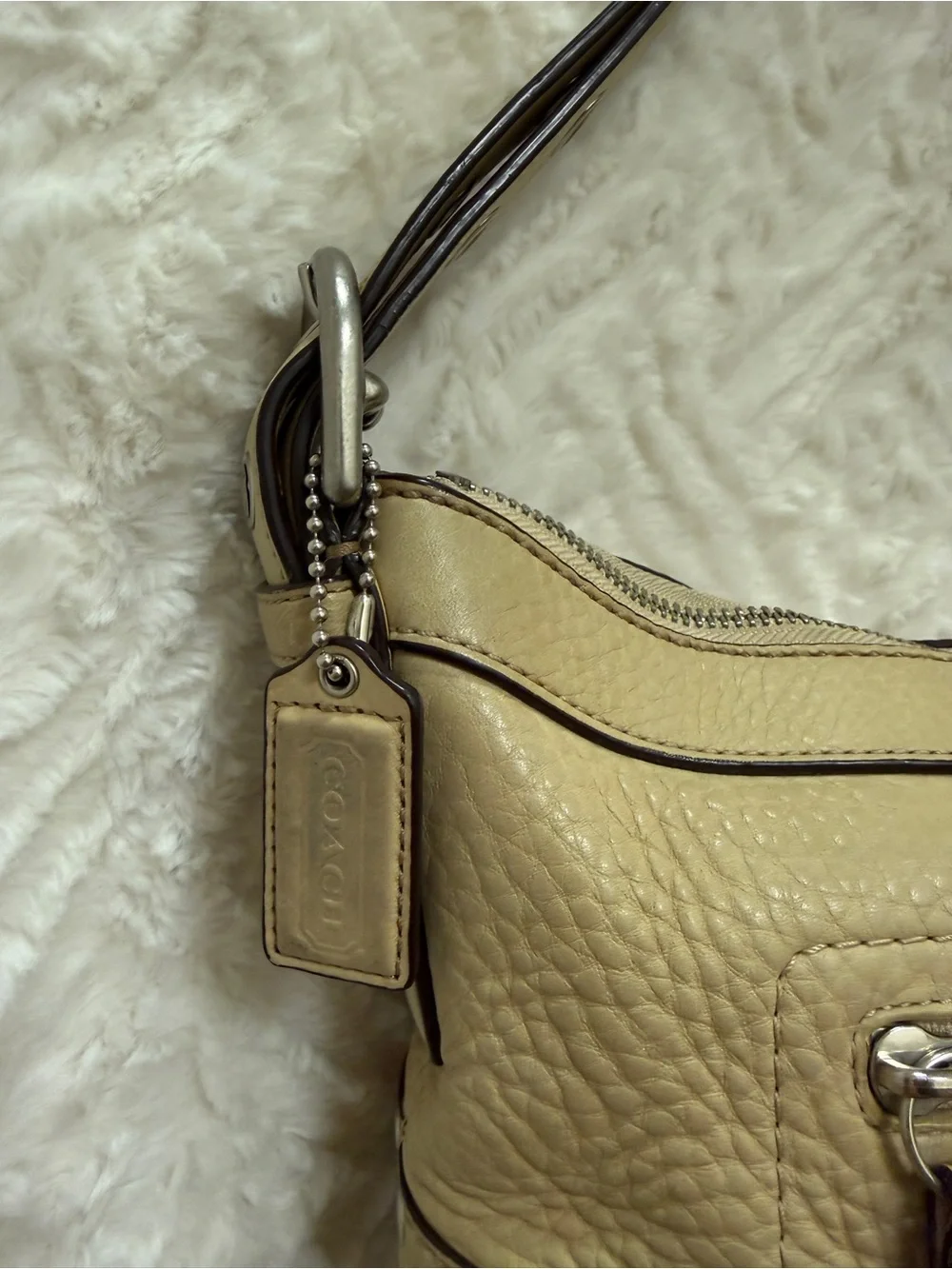 Coach Beige Pebbled Leather Shoulder Factory Bag